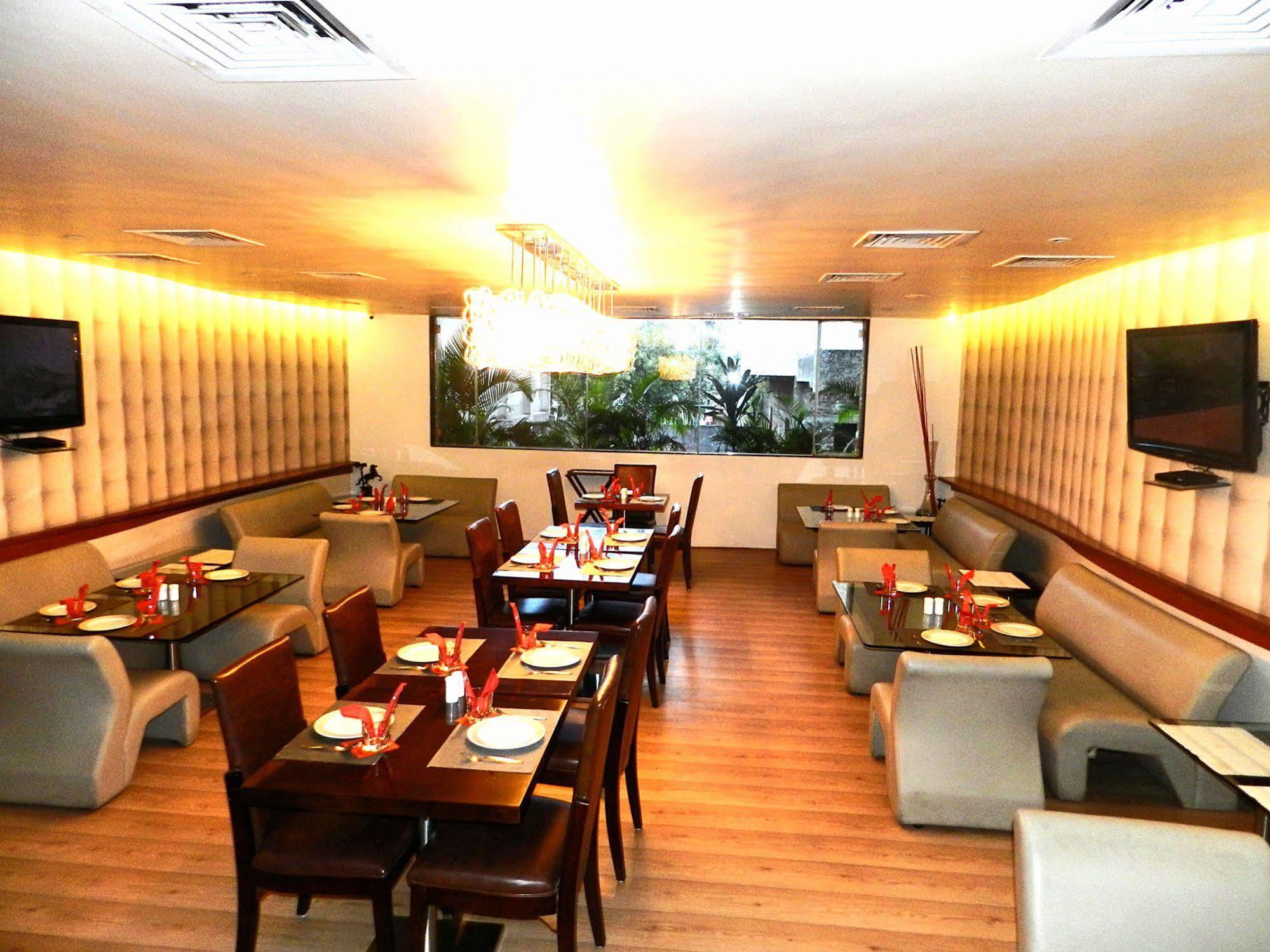 Amarpreet, Chhatrapati Sambhajinagar - Am Hotel Kollection Aurangabad  Restaurant bilde